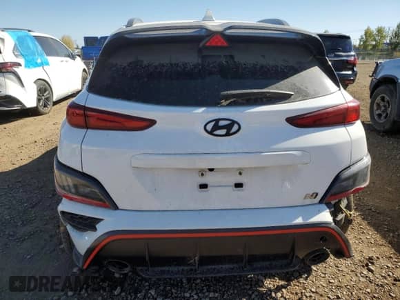 2023 Hyundai Kona с VIN KM8KH3AC3PU011357, выставлен на аукционе Copart как лот 84012955 с пробегом 39 639 миль миль и Списание • Salvage title. История ставок и продаж доступна на DreamBid. Изображение 6.