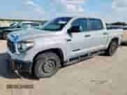2021 Toyota Tundra SR5 с VIN 5TFEY5F15MX272522, выставлен на аукционе Copart как лот 80730365 с пробегом 137 718 миль миль и Чистый • Clean title. История ставок и продаж доступна на DreamBid. Изображение 1.