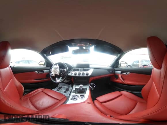 2014 BMW Z4 sDrive35i with VIN WBALM7C58EE386241, listed as a IAAI auction lot 41694078 with 66,884 mi miles and . Bid and sale history available at DreamBid. Image 21.