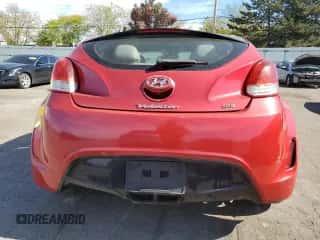 2012 Hyundai Veloster w/Black Int z VIN KMHTC6AD8CU076244, wystawiony jako Copart lot #82572615 z przebiegiem 180 435 mil mil oraz Czysty tytuł • Clean title. Historia ofert i sprzedaży dostępna na DreamBid. Obrazek 6.