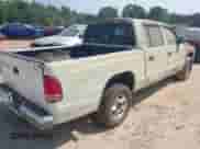 2001 Dodge Dakota Sport z VIN 1B7GL2AN81S101420, wystawiony jako IAAI lot #42387985 z przebiegiem 316 658 mil mil oraz . Historia ofert i sprzedaży dostępna na DreamBid. Obrazek 4.
