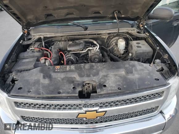 2013 Chevrolet Silverado 1500 Work Truck с VIN 1GCNKPEX3DZ405687, выставлен на аукционе Copart как лот 84191344 с пробегом 102 370 миль миль и Списание • Salvage title. История ставок и продаж доступна на DreamBid. Изображение 12.