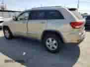 2012 Jeep Grand Cherokee Laredo z VIN 1C4RJEAG9CC177114, wystawiony jako Copart lot #70713065 z przebiegiem 105 759 mil mil oraz Czysty tytuł • Clean title. Historia ofert i sprzedaży dostępna na DreamBid. Obrazek 2.