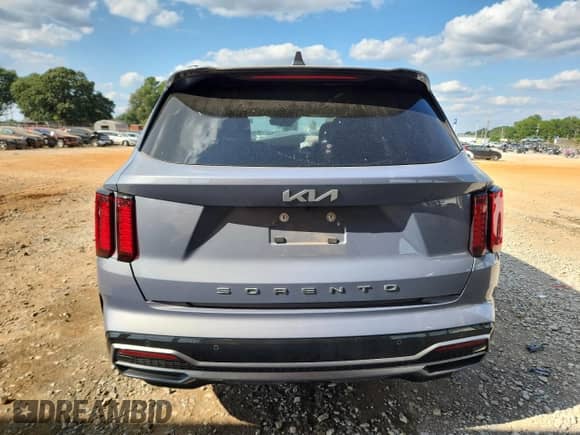 2022 Kia Sorento EX with VIN 5XYRH4LF1NG109270, listed as a Copart auction lot 80165765 with 61,748 mi miles and Salvage title. Bid and sale history available at DreamBid. Image 6.