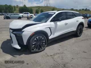 2024 Chevrolet Blazer EV eAWD RS z VIN 3GNKDCRJ1RS267655, wystawiony jako Copart lot #62942385 z przebiegiem 2 703 mil mil oraz Szkoda całkowita • Salvage title. Historia ofert i sprzedaży dostępna na DreamBid. Obrazek 1.