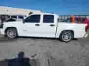 2005 Chevrolet Colorado 1SB LS Z85 z VIN 1GCCS136X58178438, wystawiony jako IAAI lot #41978641 z przebiegiem 176 010 mil mil oraz . Historia ofert i sprzedaży dostępna na DreamBid. Obrazek 14.