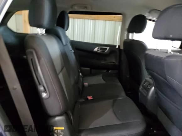 2017 Nissan Pathfinder SV with VIN 5N1DR2MNXHC696669, listed as a Copart auction lot 70101645 with 114,835 mi miles and Salvage title. Bid and sale history available at DreamBid. Image 11.