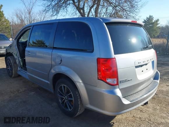 2017 Dodge Grand Caravan SE Plus with VIN 2C4RDGBG7HR632090, listed as a IAAI auction lot 41762688 with 97,230 mi miles and . Bid and sale history available at DreamBid. Image 3.