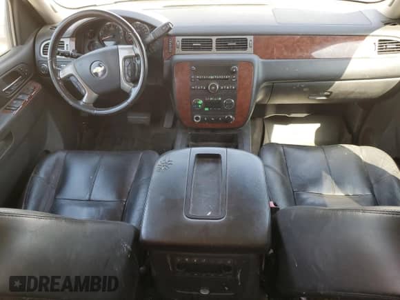 2011 Chevrolet Tahoe LT with VIN 1GNSKBE09BR200534, listed as a Copart auction lot 68920725 with 247,976 mi miles and Clean title. Bid and sale history available at DreamBid. Image 8.