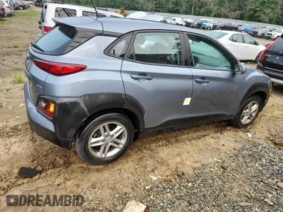 2021 Hyundai Kona SE with VIN KM8K1CAA8MU661655, listed as a Copart auction lot 66753065 with 25,852 mi miles and Salvage title. Bid and sale history available at DreamBid. Image 3.