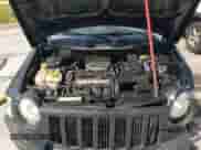 2010 Jeep Compass Sport z VIN 1J4NT1FB0AD659003, wystawiony jako Copart lot #63768104 z przebiegiem 187 670 mil mil oraz Szkoda całkowita • Salvage title. Historia ofert i sprzedaży dostępna na DreamBid. Obrazek 12.