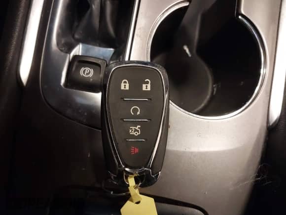 2022 Chevrolet Malibu LT z VIN 1G1ZD5ST1NF138028, wystawiony jako IAAI lot #41615474 z przebiegiem 82 037 mil mil oraz . Historia ofert i sprzedaży dostępna na DreamBid. Obrazek 11.