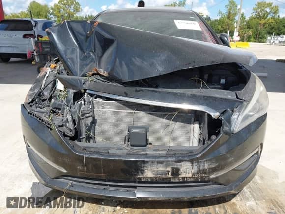 2015 Hyundai Sonata Sport с VIN 5NPE34AF8FH030365, выставлен на аукционе IAAI как лот 43506998 с пробегом 171 915 миль миль и . История ставок и продаж доступна на DreamBid. Изображение 6.