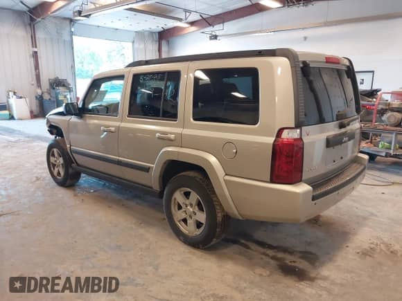2008 Jeep Commander Sport с VIN 1J8HG48K28C235739, выставлен на аукционе IAAI как лот 43112454 с пробегом 150 532 миль миль и . История ставок и продаж доступна на DreamBid. Изображение 3.