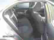 2019 Toyota Camry SE z VIN 4T1B11HK2KU693548, wystawiony jako IAAI lot #43352154 z przebiegiem 64 472 mil mil oraz . Historia ofert i sprzedaży dostępna na DreamBid. Obrazek 8.