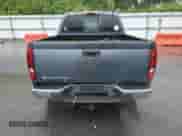 2006 Chevrolet Colorado 2LT z VIN 1GCDT136868290643, wystawiony jako Copart lot #57757955 z przebiegiem 120 143 mil mil oraz Czysty tytuł • Clean title. Historia ofert i sprzedaży dostępna na DreamBid. Obrazek 6.