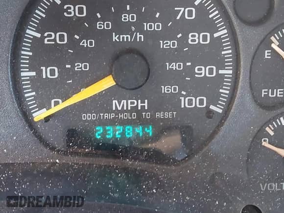 2000 Chevrolet Blazer LS с VIN 1GNCS18W5YK255241, выставлен на аукционе IAAI как лот 41356201 с пробегом 232 844 миль миль и . История ставок и продаж доступна на DreamBid. Изображение 14.