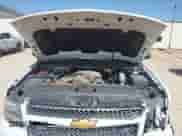 2012 Chevrolet Tahoe LTZ z VIN 1GNSCCE00CR274932, wystawiony jako IAAI lot #41748535 z przebiegiem 180 838 mil mil oraz . Historia ofert i sprzedaży dostępna na DreamBid. Obrazek 10.