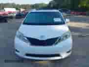 2014 Toyota Sienna XLE с VIN 5TDYK3DC8ES453676, выставлен на аукционе IAAI как лот 42301751 с пробегом 167 597 миль миль и . История ставок и продаж доступна на DreamBid. Изображение 13.