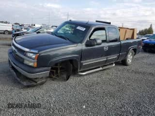 2005 Chevrolet Silverado 1500 Z71 z VIN 1GCEK19B35Z111543, wystawiony jako Copart lot #71362425 z przebiegiem 237 027 mil mil oraz Szkoda całkowita • Salvage title. Historia ofert i sprzedaży dostępna na DreamBid. Obrazek 1.
