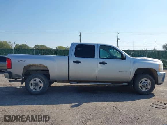 2012 Chevrolet Silverado 2500HD LT with VIN 1GC1KXCG7CF179770, listed as a IAAI auction lot 43458621 with 282,904 mi miles and . Bid and sale history available at DreamBid. Image 13.