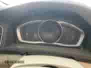 2015 Volvo S60 T5 Platinum с VIN YV1612TM8F2352980, выставлен на аукционе Copart как лот 82701654 с пробегом Не указан миль и Списание • Salvage title. История ставок и продаж доступна на DreamBid. Изображение 9.