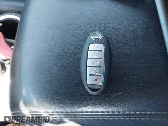 2019 Nissan Pathfinder SV with VIN 5N1DR2MM8KC621063, listed as a IAAI auction lot 42139694 with 129,656 mi miles and . Bid and sale history available at DreamBid. Image 11.