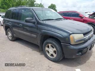 2005 Chevrolet TrailBlazer LT с VIN 1GNDT13S952177290, выставлен на аукционе IAAI как лот 42617639 с пробегом 341 690 миль миль и . История ставок и продаж доступна на DreamBid. Изображение 1.