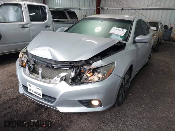 2016 Nissan Altima S with VIN 1N4AL3AP5GC210990, listed as a IAAI auction lot 42198483 with 162,505 mi miles and . Bid and sale history available at DreamBid. Image 17.