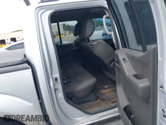 2010 Nissan Frontier SE with VIN 1N6AD0ER7AC404863, listed as a IAAI auction lot 42421937 with 200,669 mi miles and . Bid and sale history available at DreamBid. Image 8.