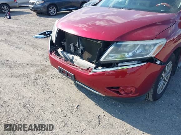 2013 Nissan Pathfinder SL with VIN 5N1AR2MM9DC605590, listed as a IAAI auction lot 43097552 with 200,667 mi miles and . Bid and sale history available at DreamBid. Image 6.