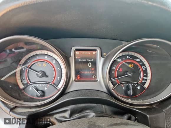 2016 Dodge Journey Crossroad Plus z VIN 3C4PDCGGXGT111207, wystawiony jako Copart lot #61221995 z przebiegiem 118 472 mil mil oraz Czysty tytuł • Clean title. Historia ofert i sprzedaży dostępna na DreamBid. Obrazek 9.