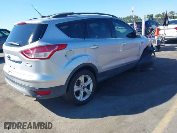 2014 Ford Escape SE с VIN 1FMCU0G9XEUB39019, выставлен на аукционе IAAI как лот 43456412 с пробегом 189 563 миль миль и . История ставок и продаж доступна на DreamBid. Изображение 4.