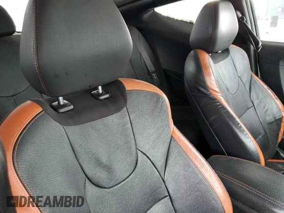 2016 Hyundai Veloster Turbo с VIN KMHTC6AE8GU284431, выставлен на аукционе Copart как лот 85302275 с пробегом 109 484 миль миль и Чистый • Clean title. История ставок и продаж доступна на DreamBid. Изображение 10.