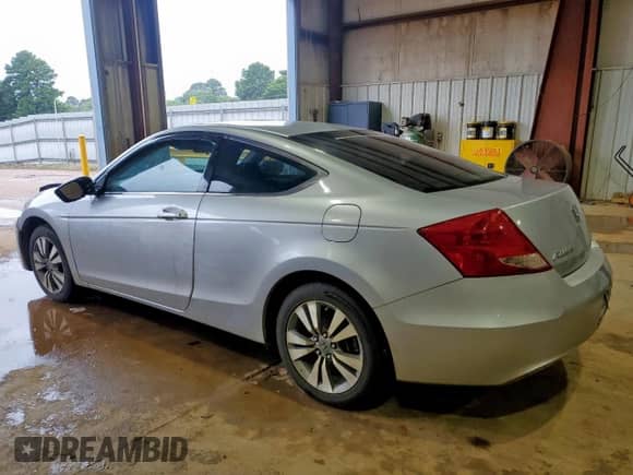 2011 Honda Accord LX-S with VIN 1HGCS1B31BA010751, listed as a Copart auction lot 60549685 with 117,499 mi miles and Salvage title. Bid and sale history available at DreamBid. Image 2.