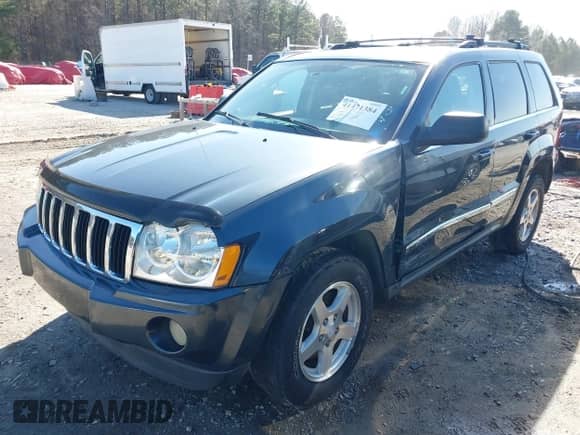 2007 Jeep Grand Cherokee Limited с VIN 1J8HS58P27C533996, выставлен на аукционе IAAI как лот 41471384 с пробегом 167 799 миль миль и . История ставок и продаж доступна на DreamBid. Изображение 17.