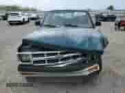 1993 Chevrolet S-10 с VIN 1GCCS19R8P8153719, выставлен на аукционе Copart как лот 54924445 с пробегом 214 074 миль миль и Списание • Salvage title. История ставок и продаж доступна на DreamBid. Изображение 5.