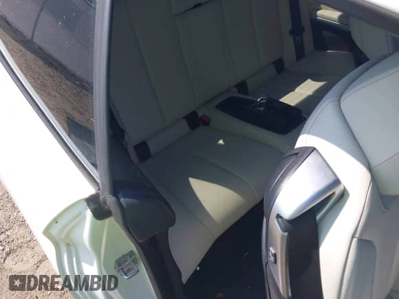 2018 BMW 4 Series 430i с VIN WBA4Z1C55JEC58913, выставлен на аукционе IAAI как лот 43220257 с пробегом 107 409 миль миль и . История ставок и продаж доступна на DreamBid. Изображение 8.