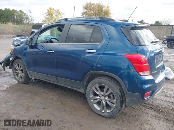2020 Chevrolet Trax LT with VIN 3GNCJPSB9LL334088, listed as a IAAI auction lot 43489202 with 52,403 mi miles and . Bid and sale history available at DreamBid. Image 3.