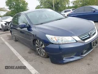 2015 Honda Accord Touring z VIN 1HGCR6F75FA014927, wystawiony jako IAAI lot #43268149 z przebiegiem 132 281 mil mil oraz . Historia ofert i sprzedaży dostępna na DreamBid. Obrazek 1.