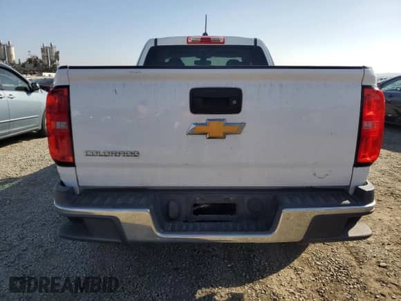 2015 Chevrolet Colorado 2WD WT z VIN 1GCHSAEA8F1215813, wystawiony jako Copart lot #82327435 z przebiegiem 122 533 mil mil oraz Czysty tytuł • Clean title. Historia ofert i sprzedaży dostępna na DreamBid. Obrazek 6.