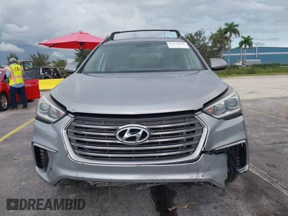 2017 Hyundai Santa Fe SE z VIN KM8SM4HF1HU243832, wystawiony jako IAAI lot #43320326 z przebiegiem 86 588 mil mil oraz . Historia ofert i sprzedaży dostępna na DreamBid. Obrazek 6.