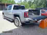2018 GMC Sierra 1500 SLT z VIN 3GTU1NER7JG105439, wystawiony jako IAAI lot #42464862 z przebiegiem 167 209 mil mil oraz . Historia ofert i sprzedaży dostępna na DreamBid. Obrazek 3.