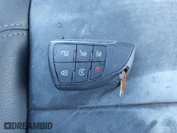 2024 Chevrolet Tahoe Z71 с VIN 1GNSKPKD8RR269892, выставлен на аукционе IAAI как лот 41226733 с пробегом Не указан миль и . История ставок и продаж доступна на DreamBid. Изображение 11.