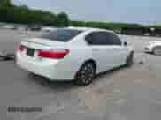 2015 Honda Accord Touring z VIN 1HGCR6F70FA013958, wystawiony jako IAAI lot #42919174 z przebiegiem 195 994 mil mil oraz . Historia ofert i sprzedaży dostępna na DreamBid. Obrazek 4.