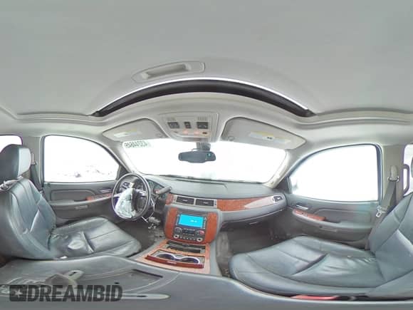 2008 Chevrolet Suburban LTZ with VIN 3GNFK16Y58G195633, listed as a Copart auction lot 43244645 with 201,312 mi miles and Clean title. Bid and sale history available at DreamBid. Image 14.