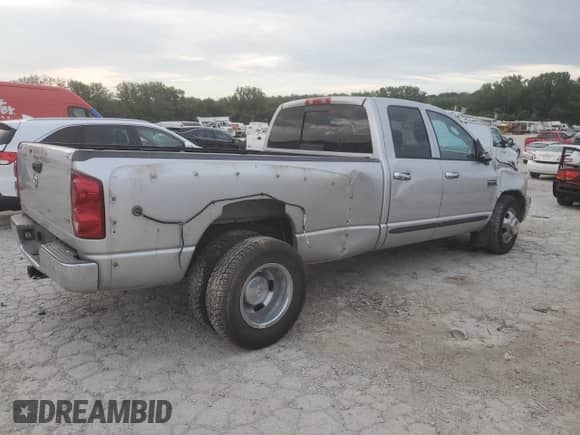 2007 Dodge 3500 SLT with VIN 3D7ML48C27G720359, listed as a Copart auction lot 65620975 with 152,274 mi miles and Salvage title. Bid and sale history available at DreamBid. Image 3.
