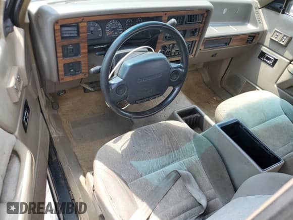 1994 Dodge Dakota z VIN 1B7GL23X4RS682098, wystawiony jako Copart lot #69020355 z przebiegiem 180 347 mil mil oraz Szkoda całkowita • Salvage title. Historia ofert i sprzedaży dostępna na DreamBid. Obrazek 8.