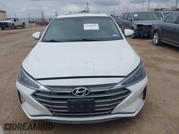 2020 Hyundai Elantra Value Edition with VIN 5NPD84LF1LH572302, listed as a IAAI auction lot 42168135 with 120,135 mi miles and . Bid and sale history available at DreamBid. Image 12.