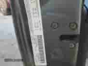 2005 Dodge Neon SXT z VIN 1B3ES56C85D280573, wystawiony jako Copart lot #84171994 z przebiegiem 93 469 mil mil oraz Szkoda całkowita • Salvage title. Historia ofert i sprzedaży dostępna na DreamBid. Obrazek 14.